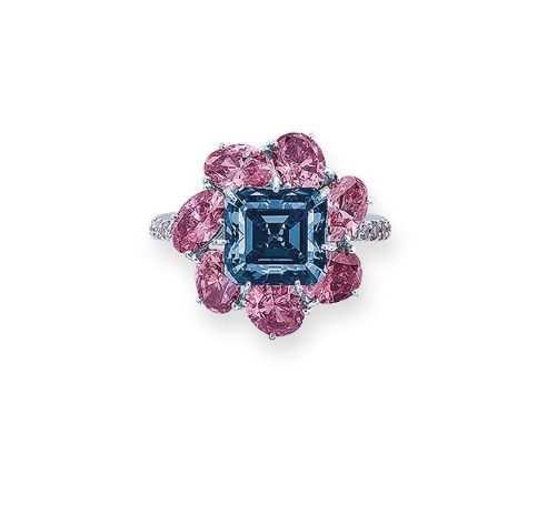 square-shaped Fancy Vivid Blue IF diamond ring - GIA